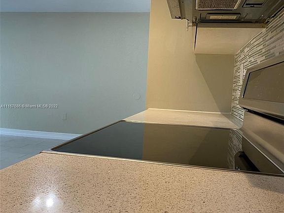 5th image of 8870 Fontainebleau Blvd APT 511