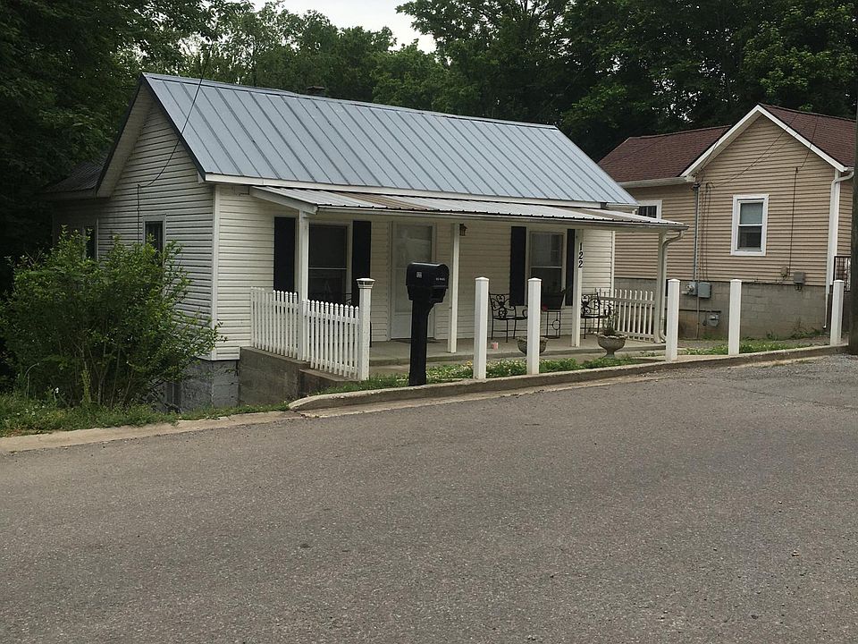 1st image of 122 W Washington St