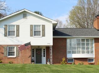 356 Dawnridge Ln, Troutville, VA 24175