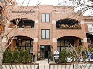 1348 W Addison St #1W, Chicago, IL 60613
