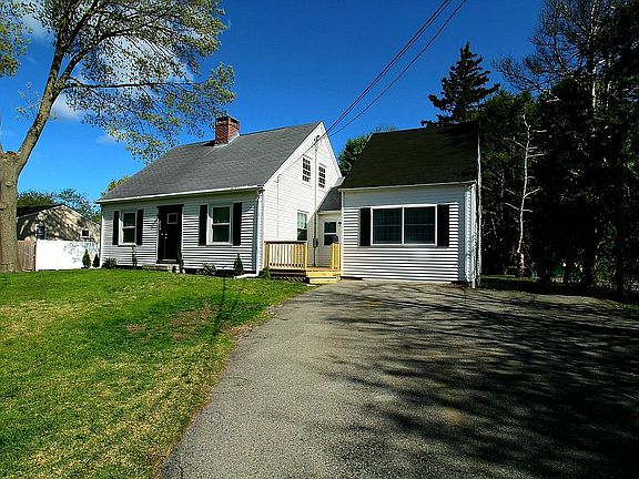 2nd image of 251 Mayfield Ave