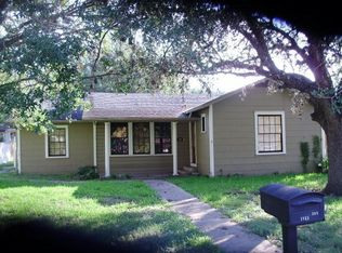 308 E French St, Cuero, TX 77954