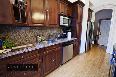 Rented by ZealEstate Group Inc