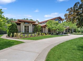 1700 Paddock Ln, Lake Forest, IL 60045