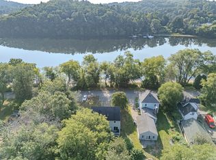 28 Coffin Ave, Haverhill, MA 01830