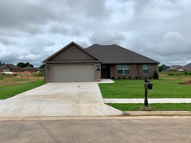 5601 Sapphire Dr - 1 — Photo 1