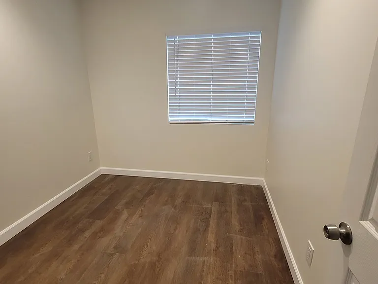 1046 N Banning Blvd #1048 — Photo 14
