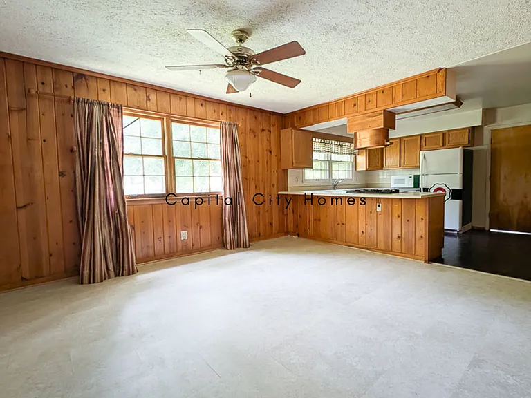 5035 Manning Rd — Photo 10