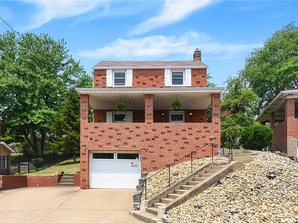 1531 Greencrest Dr, Pittsburgh, PA 15226