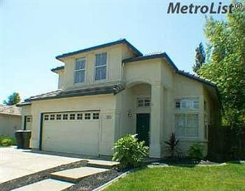 1st image of 2109 Beckenham Way