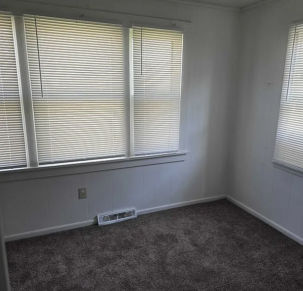 522 4th Ave N #1 — Photo 8