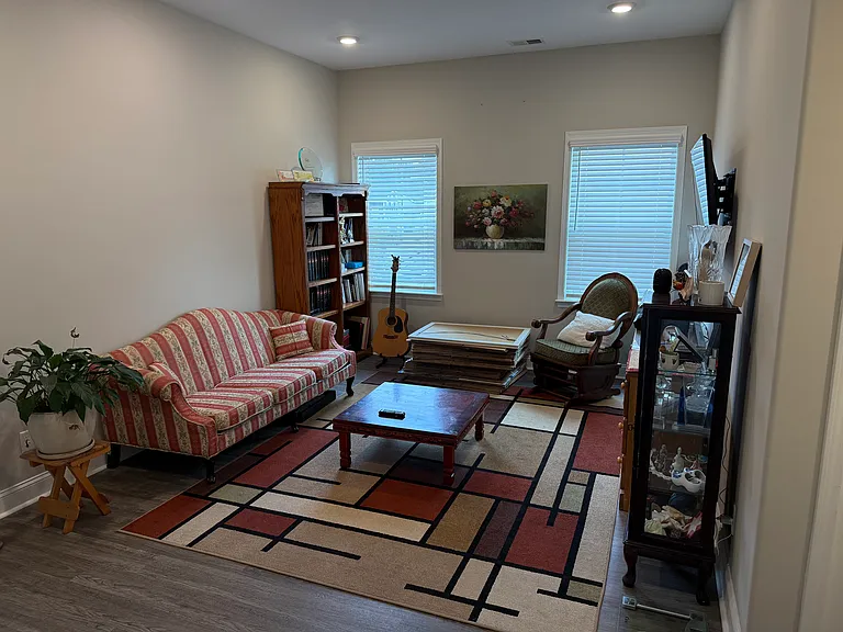 13 Brookhaven Dr — Photo 8