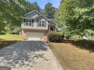 18 Forrest Ln, Newnan, GA 30263