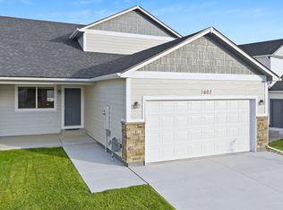 1607 Alyssaelaine Dr, Cheyenne, WY 82007