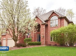 11633 Old Castle Dr, Mokena, IL 60448