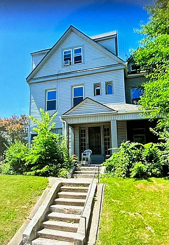 2005 Wayne Ave Photo 1