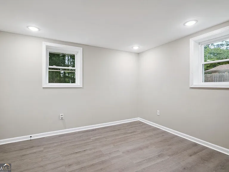 3583 Steinhauer Rd NE — Photo 16