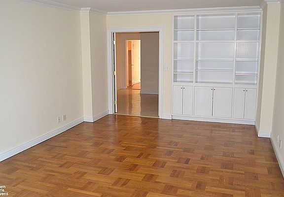 3rd image of 60 W 57th St APT 5H