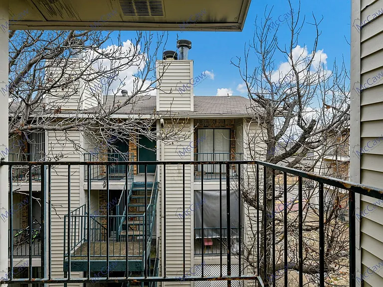9520 Royal Ln #321 — Photo 16