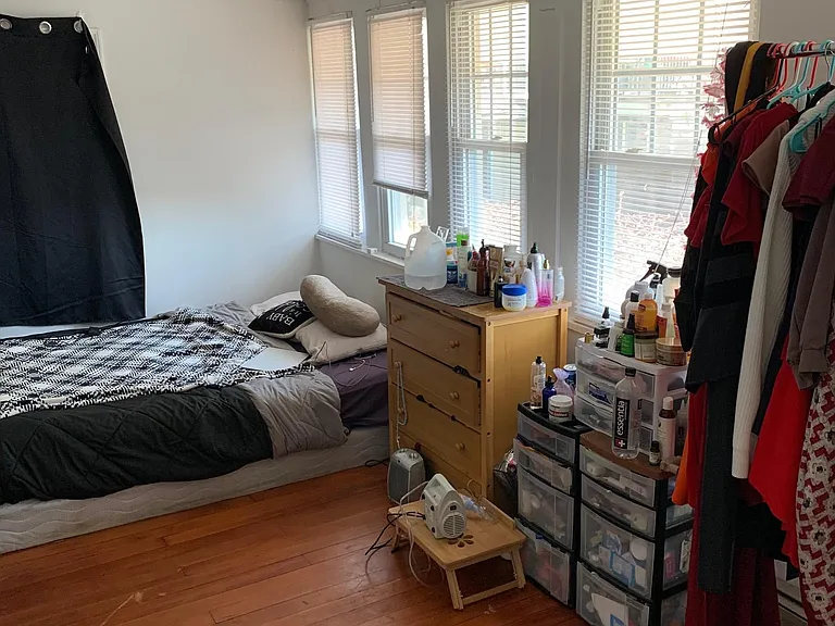 81 Cedar St #1 — Photo 16