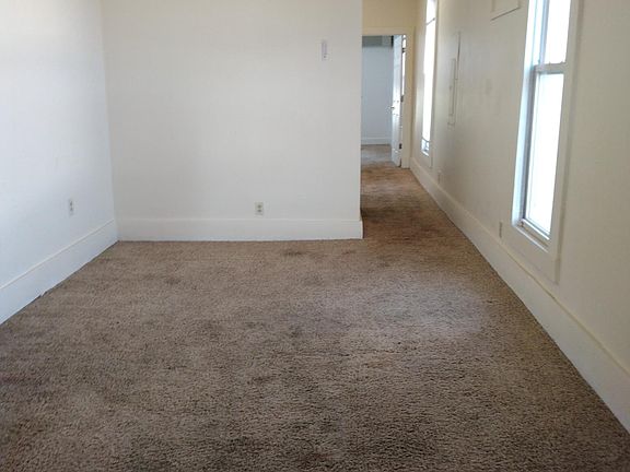 2nd image of 1400 W Maryland St #1