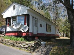 309 Main Rd, Colrain, MA 01340