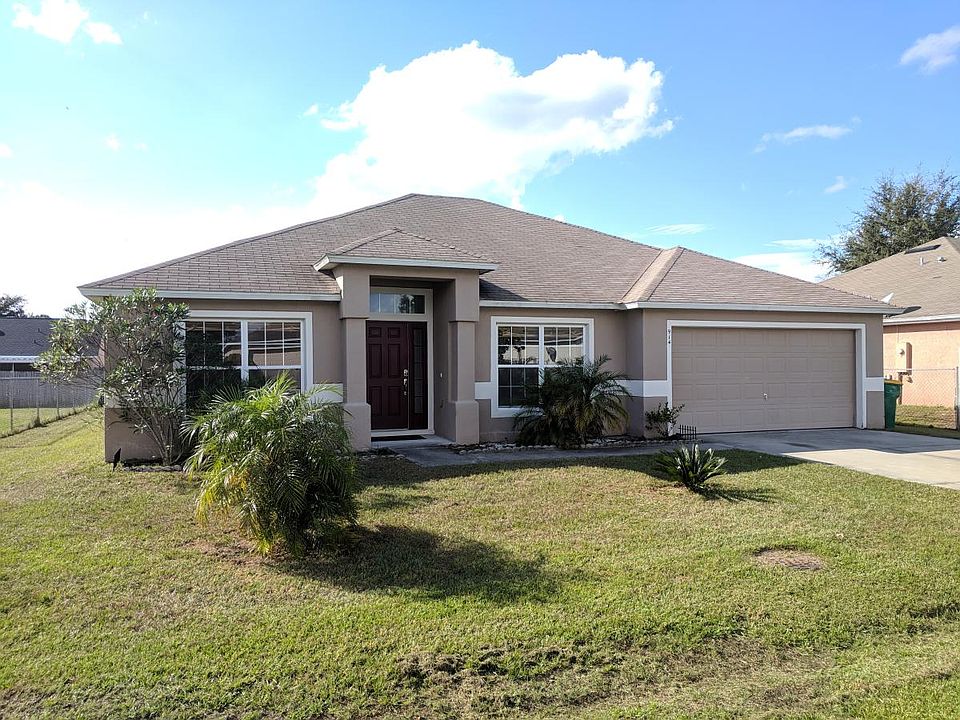 1st image of 914 Derbyshire Dr