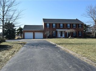 5460 Old Goodrich Rd, Clarence, NY 14031