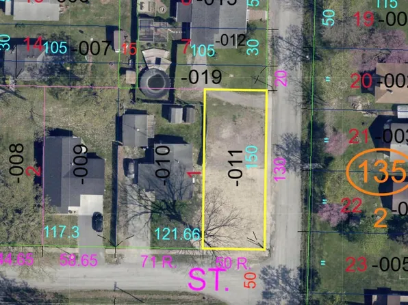 701 W Maple St, Herrin, IL 62948