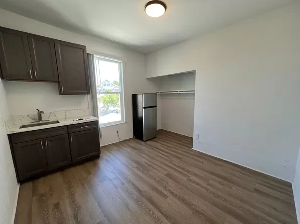 Three Bedroom Apartments For Rent Near Anaheim Packing District