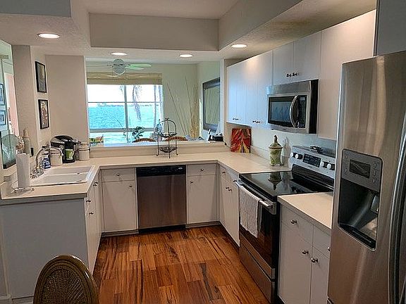 3rd image of 4981 Bacopa Ln S Unit 102