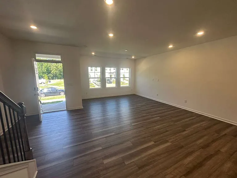 3307 Gypsum Dr — Photo 7