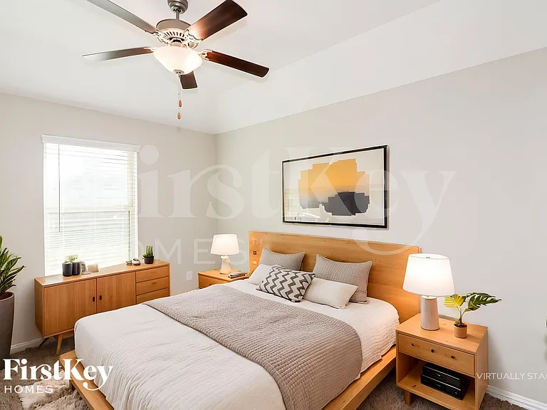 1648 Breezewood Dr — Photo 16
