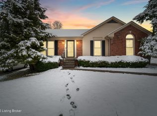 6005 Ridge Creek Ct, Louisville, KY 40291
