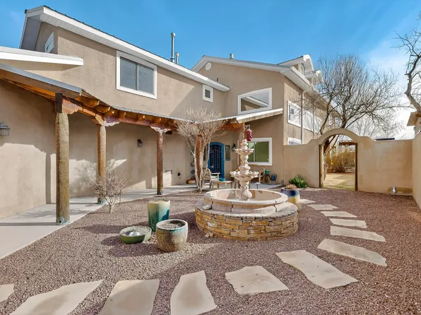 4530 San Isidro St NW, Albuquerque, NM 87107