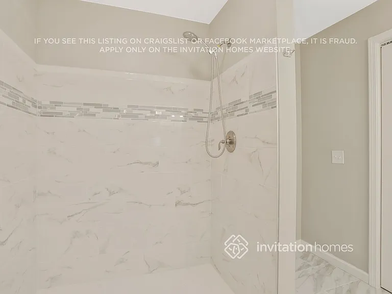 405 Bramble Ct — Photo 15