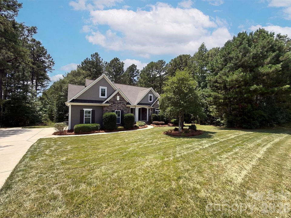 1st image of 4193 Persimmon Rd
