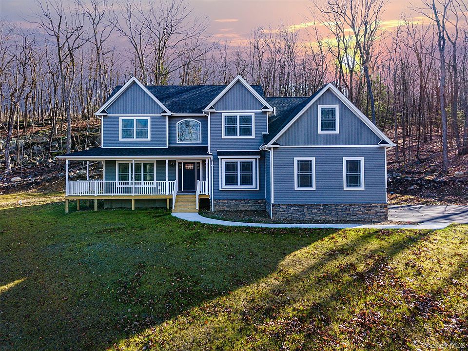 1st image of 5 Rosewood Lane