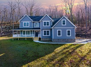 1 Rosewood Lane, Salisbury Mills, NY