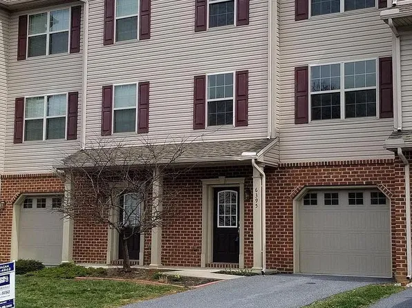 6395 Creekbend Dr, Mechanicsburg, PA 17050