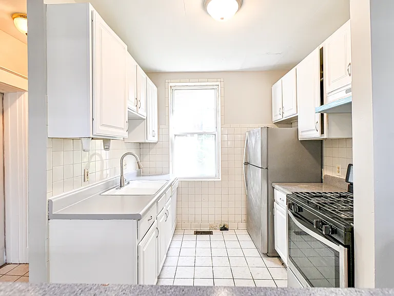 3280 Jefferson Ave #1 — Photo 32