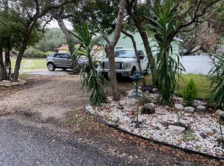609 Tanglewood Ln, Ingleside, TX 78362