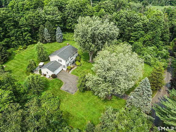 2nd image of 23 Briar Ridge Road