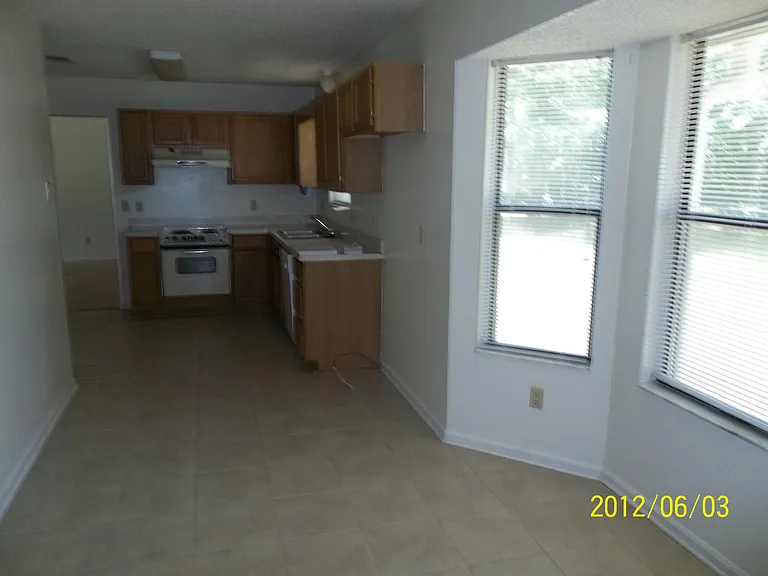 100 Creekwood Cir — Photo 6