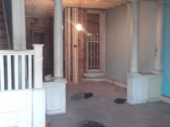 3rd image of 5034 Aspen St