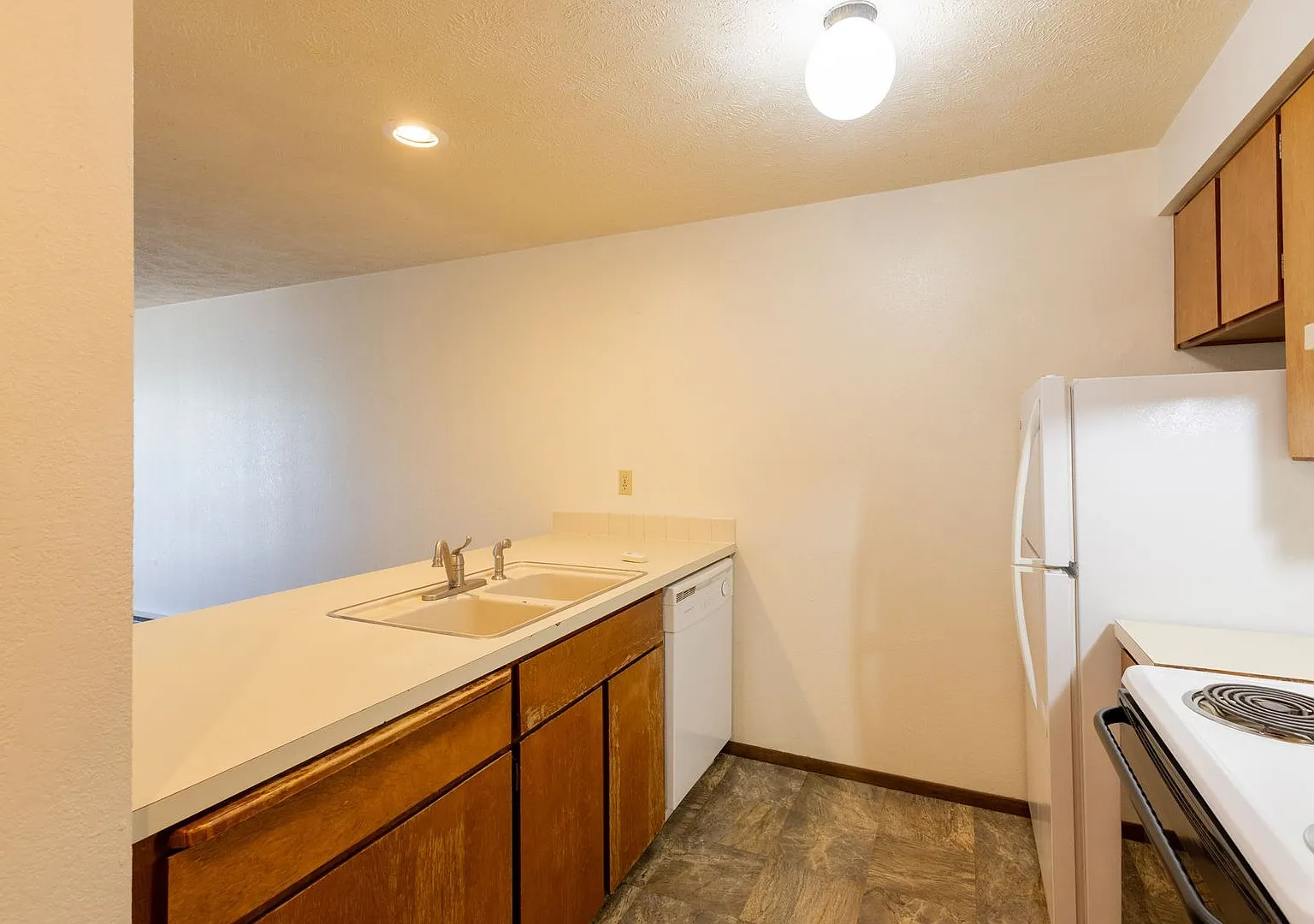 3rd Street 515 — Photo 3