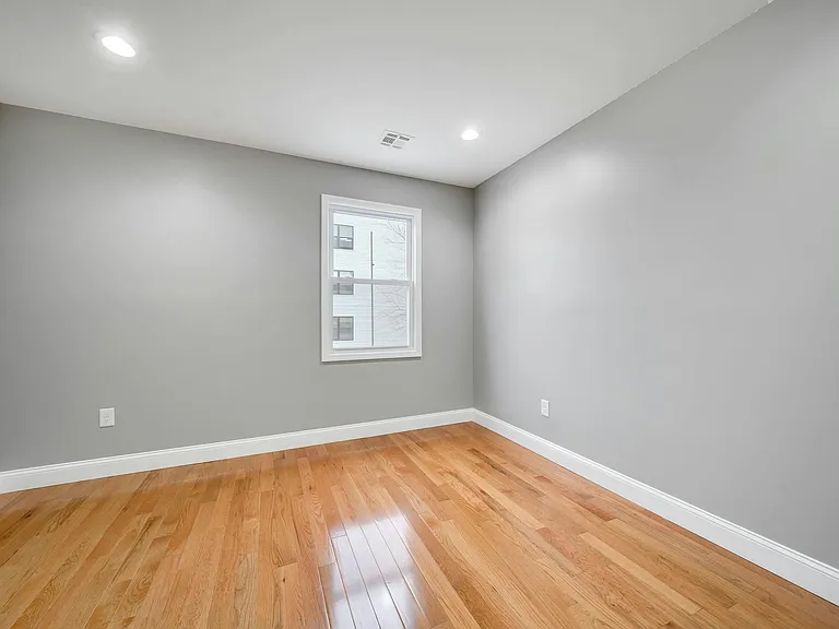 518 Summer St #2 — Photo 13