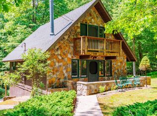 300 Hemlock Cir, Terra Alta, WV 26764