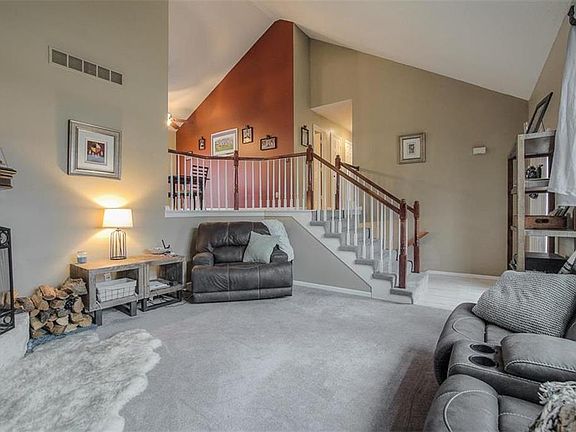 5th image of 6368 Brockway St