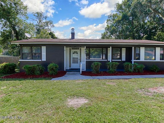 3rd image of 427 HOLLY Avenue